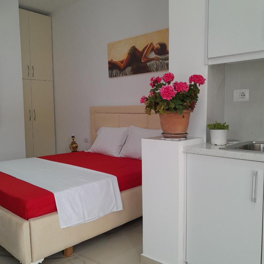 Denni'S Home Saranda Dış mekan fotoğraf