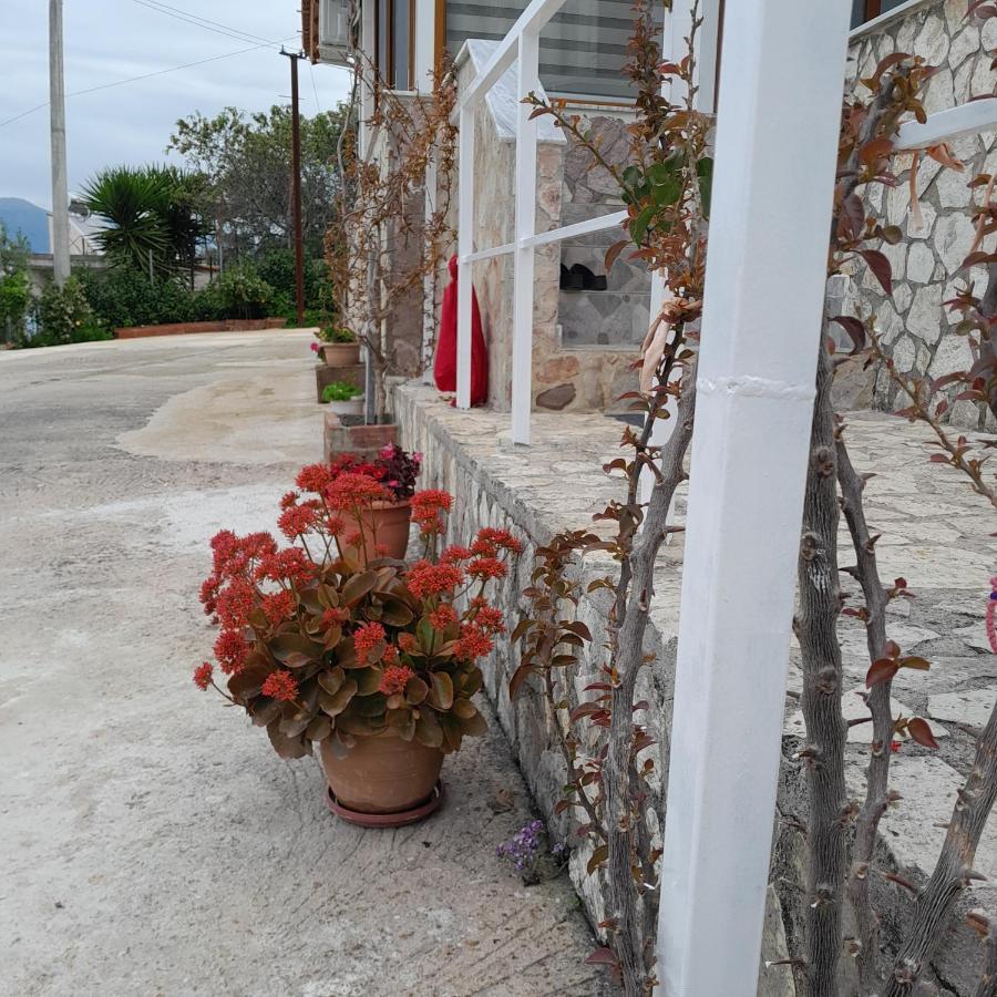 Denni'S Home Saranda Dış mekan fotoğraf