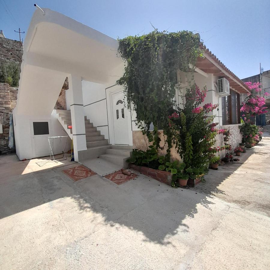 Denni'S Home Saranda Dış mekan fotoğraf