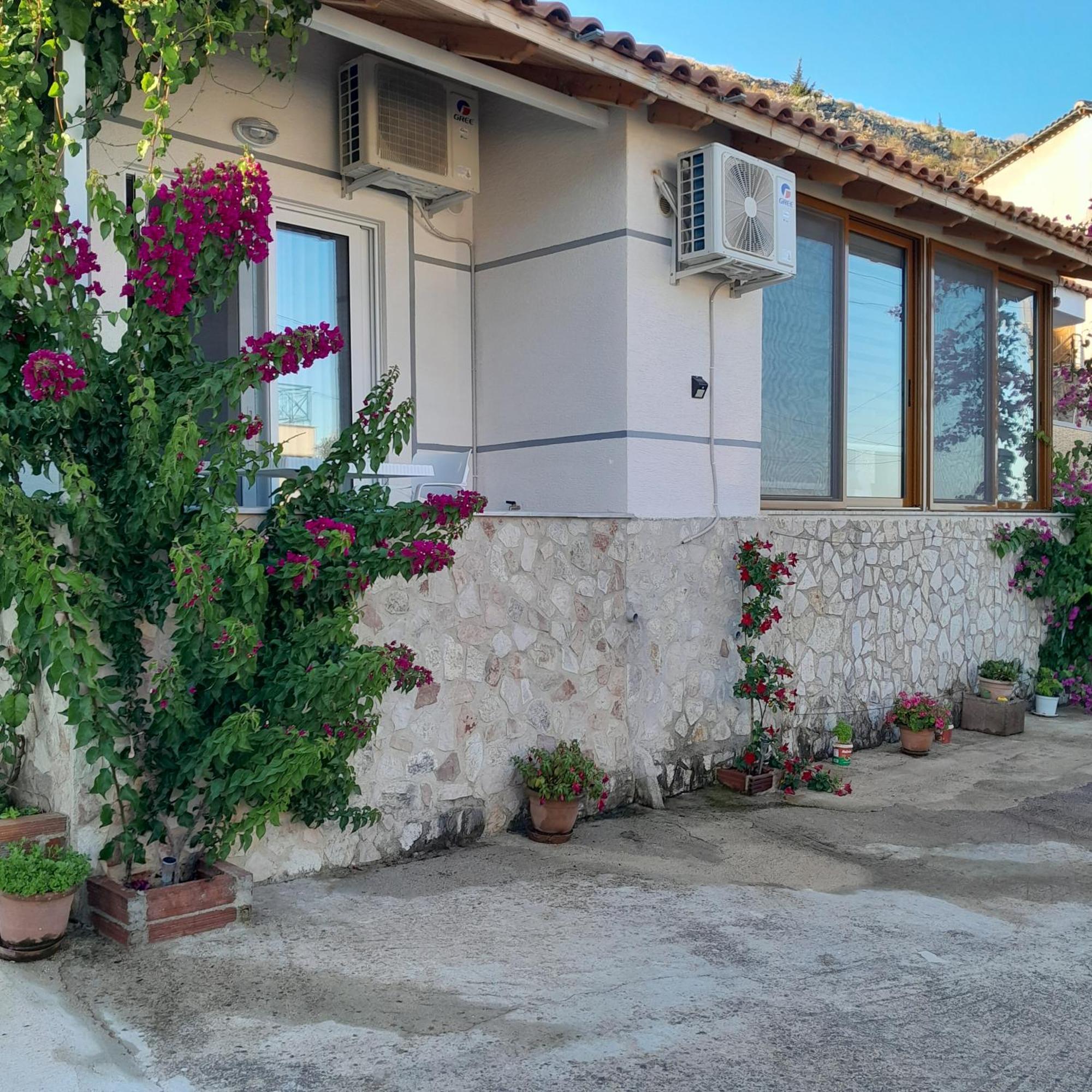 Denni'S Home Saranda Dış mekan fotoğraf
